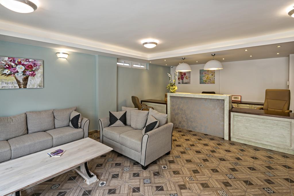 Princess Irini Sea Front Aparthotel Rethymno  Exterior photo
